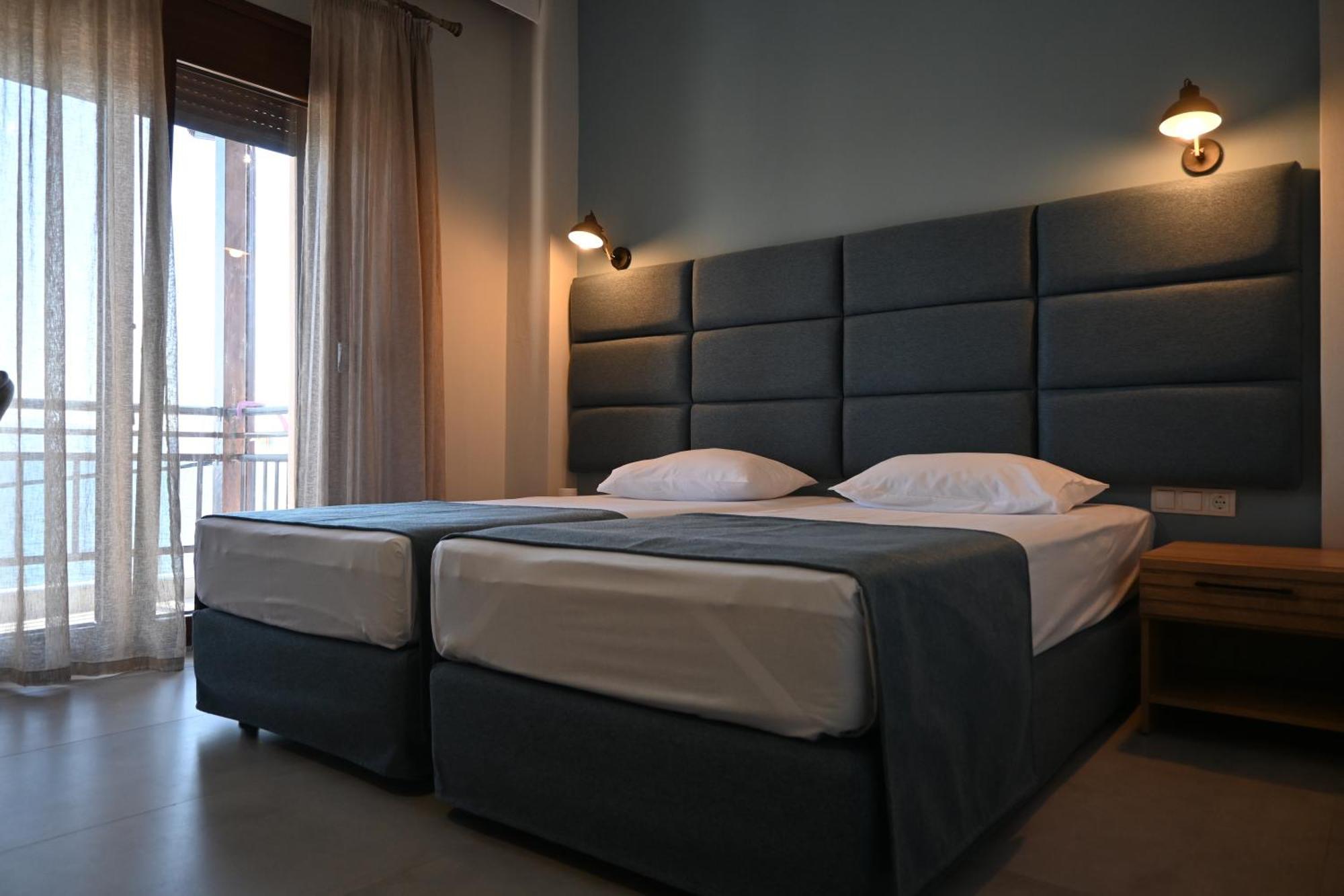 Maria Rooms To Let אואוראנואופולי מראה חיצוני תמונה