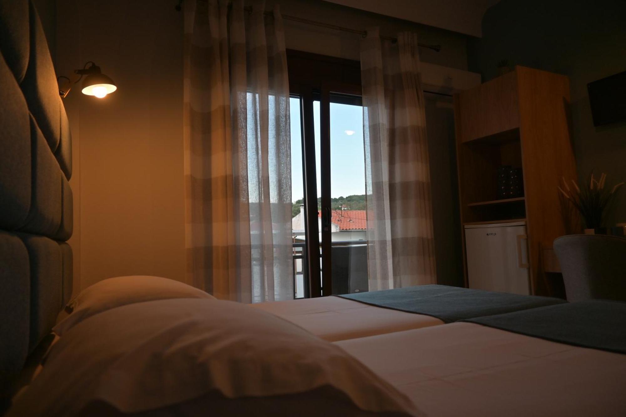 Maria Rooms To Let אואוראנואופולי מראה חיצוני תמונה