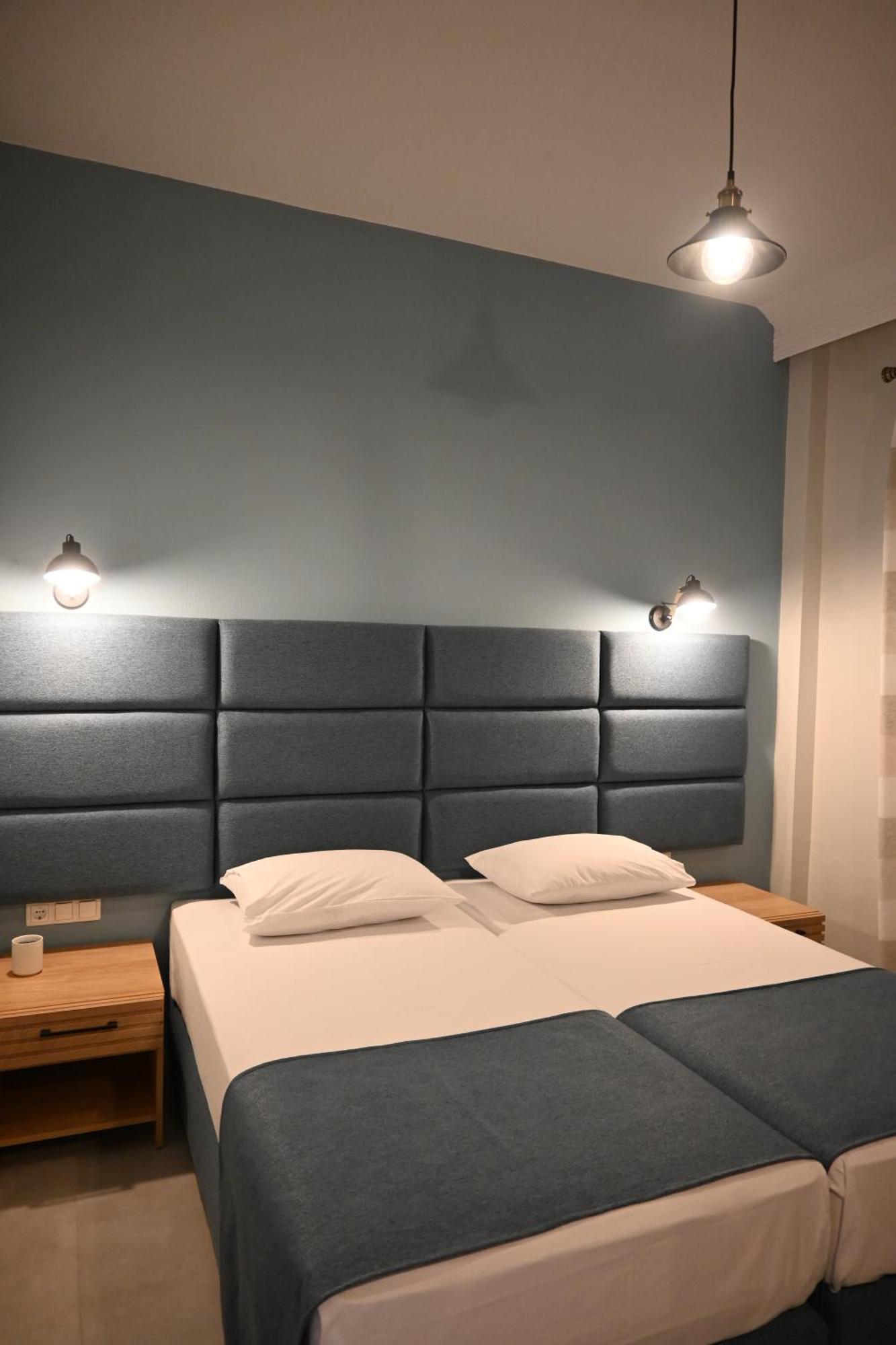 Maria Rooms To Let אואוראנואופולי מראה חיצוני תמונה