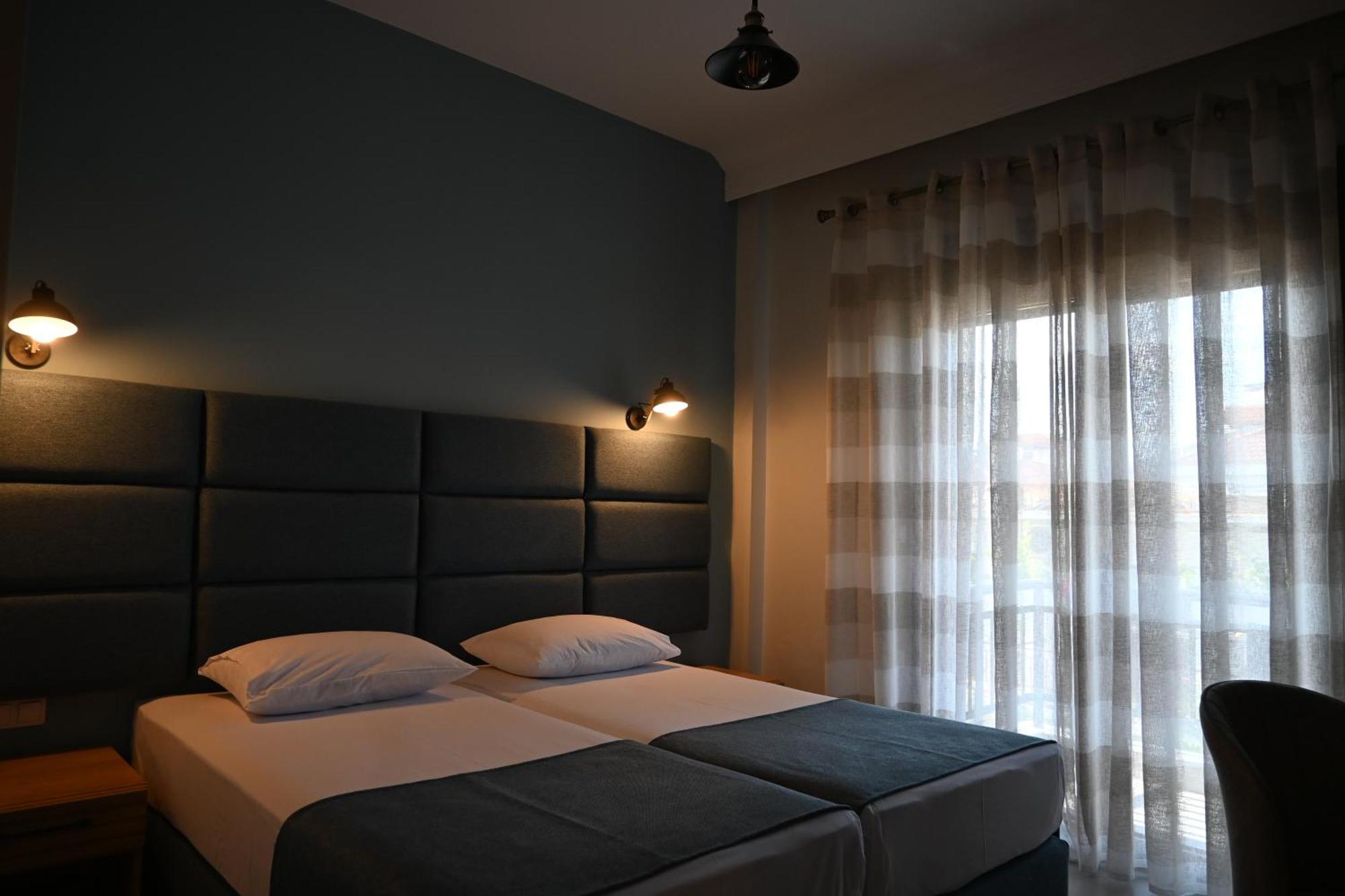 Maria Rooms To Let אואוראנואופולי מראה חיצוני תמונה