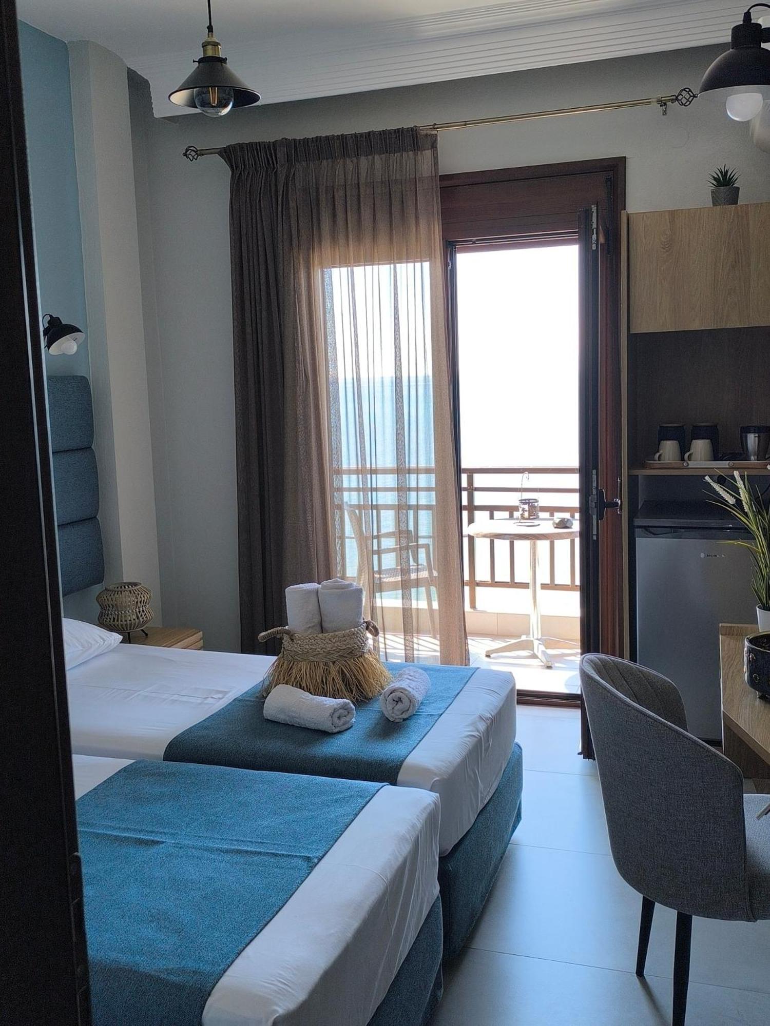 Maria Rooms To Let אואוראנואופולי מראה חיצוני תמונה